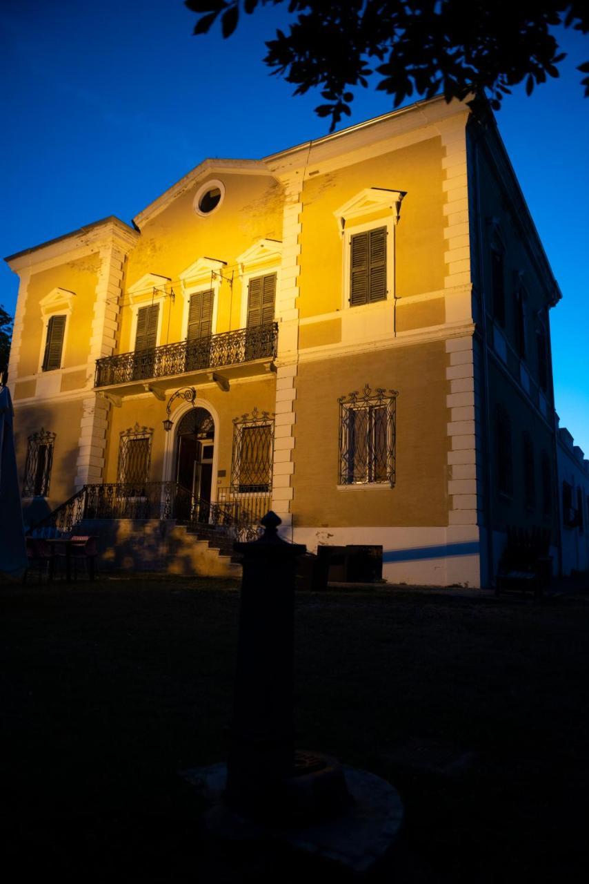 Tenuta Villa Colle Sereno มอนเตมาร์เชียโน ภายนอก รูปภาพ