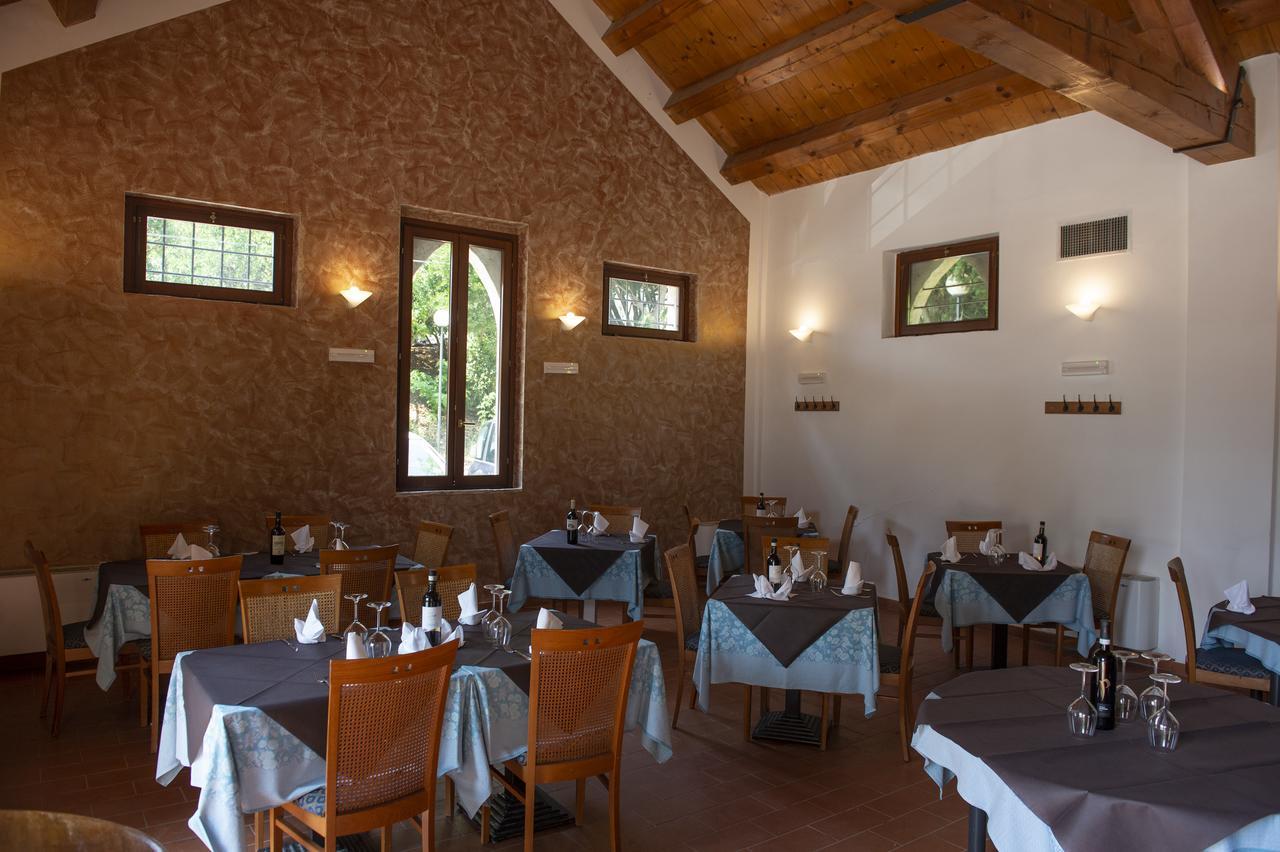 Tenuta Villa Colle Sereno มอนเตมาร์เชียโน ภายนอก รูปภาพ